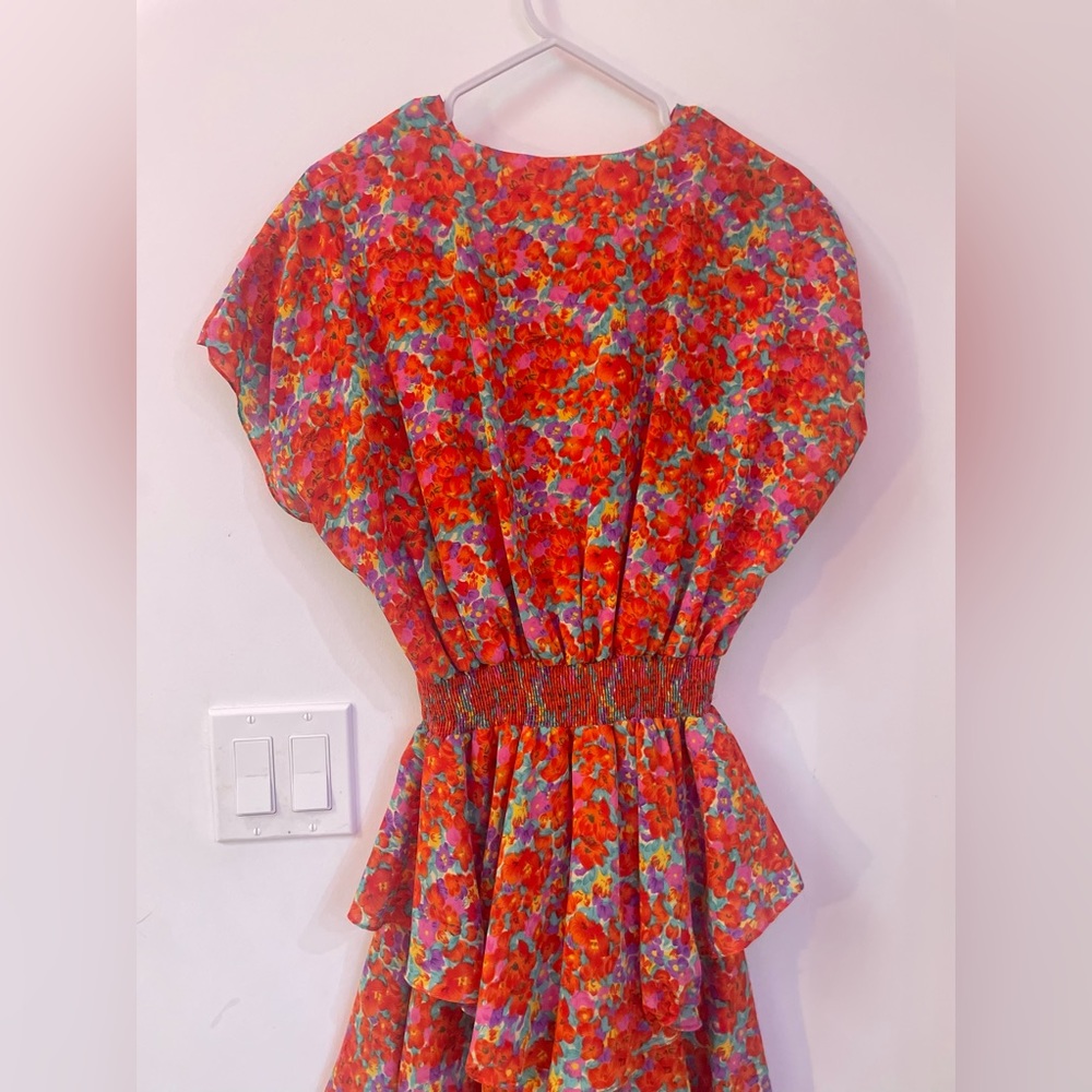 The most GORGEOUS Flattering Vintage Summer Dress - Picture 5 of 5